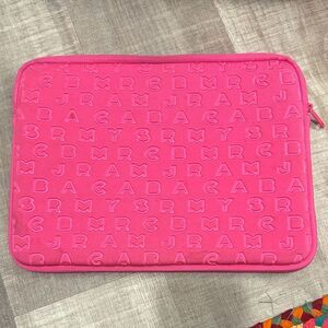 marc jacobs laptop case